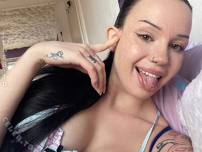 Cassandra-Clasen Nude Leaked Photo #2