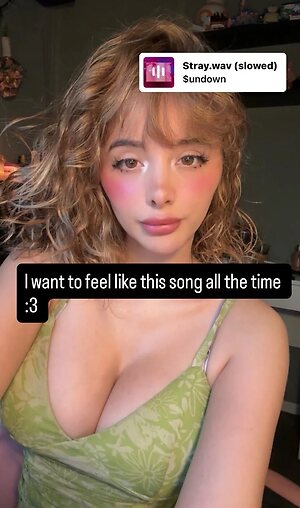 Cassandra Nude Leaked Photo #5