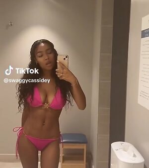 Cassidy Fralin leaked photo #5