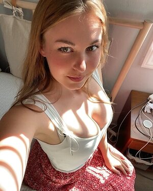 Cassie Claire leaked photo #15