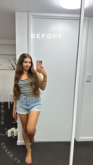 Cassie Fenton Nude Leaked Photo #18