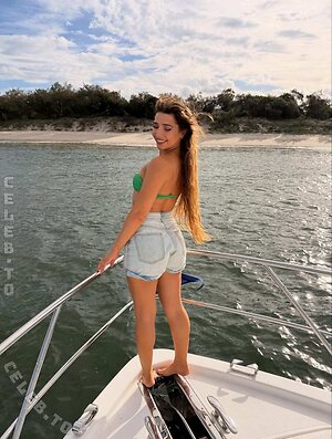 Cassie Fenton photo