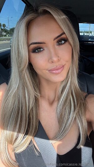 Cassie Lee
