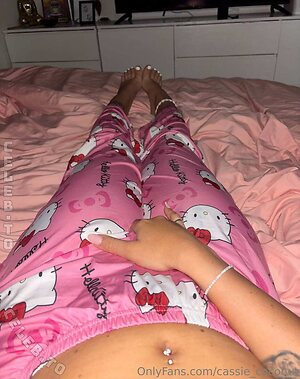 Cassie Nude Leaked Photo #68