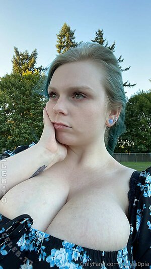 Cassie0pia Nude Leaked Photo #155