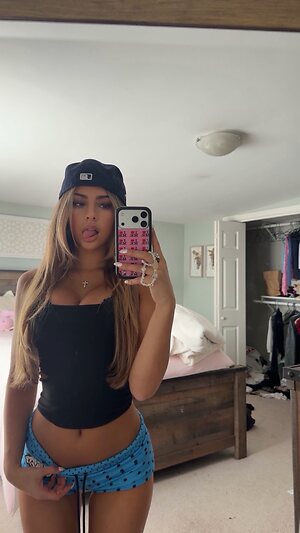 Cat Pisciotta leaked photo #370
