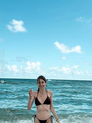 Cathy Hummels leaked photo #58