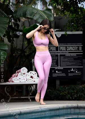 Caylee Cowan Nude Leaked Photo #19