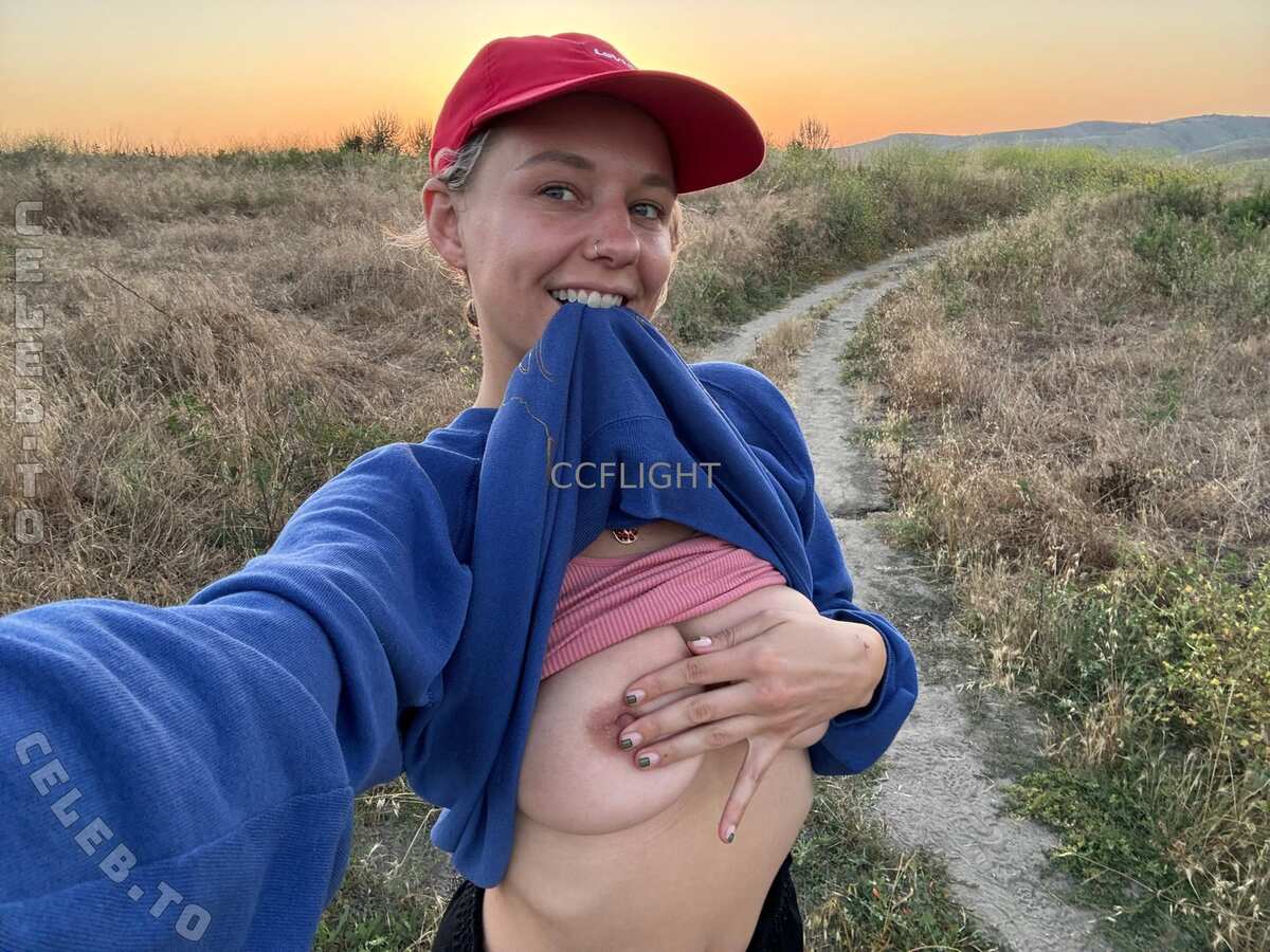 CC Fleur (CC Fleur / travelandpleasure / ccfleurrr) Nude Leaked Photo #8