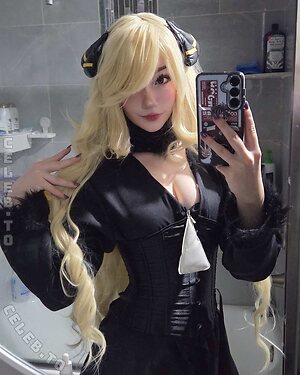 Celebi.cos Nude Leaked Photo #9