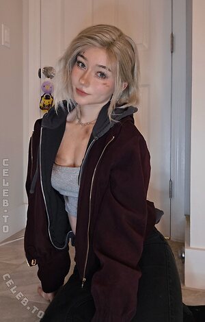 Celebi.cos Nude Leaked Photo #110