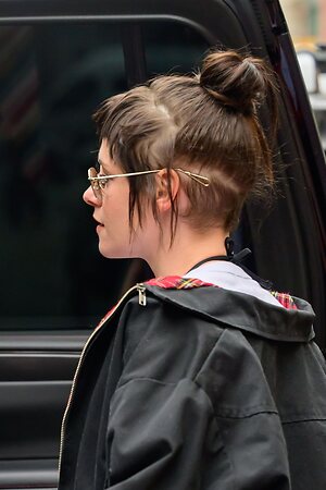 Celebrity OOPS! (Nip slip, upskirt, c-through, Cameltoes &a Nude Leaked Photo #38