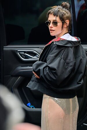Celebrity OOPS! (Nip slip, upskirt, c-through, Cameltoes &a Nude Leaked Photo #45