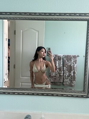 Celia Tran leaked photo #20