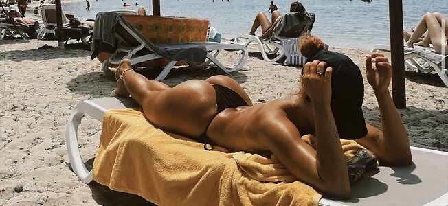 Celie Lindblad Nude Leaked Photo #9