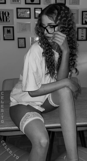 cel.inaelena leaked photo #9