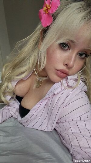 Celina_x31 leaked photo #3