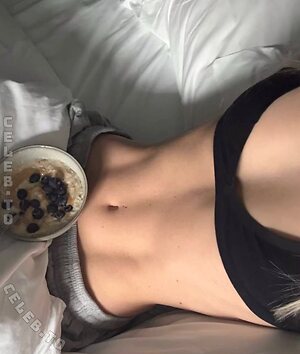 celinealbar Nude Leaked Photo #3