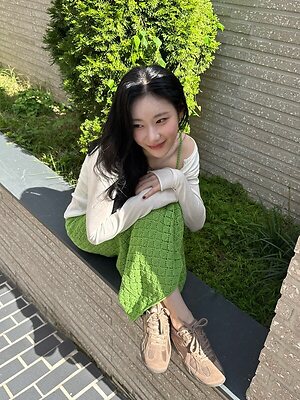 Chaeryeong leaked photo #8