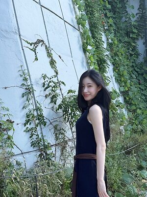 Chaeryeong leaked photo #23