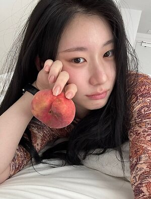 Chaeryeong leaked photo #65