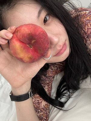 Chaeryeong leaked photo #66