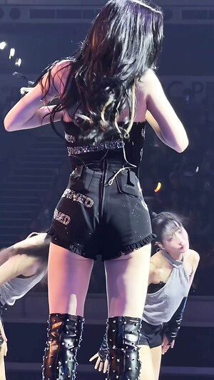 Chaeryeong leaked photo #68