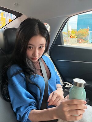 Chaeryeong leaked photo #76