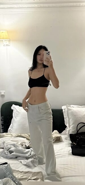 Chailee Son Nude Leaked Photo #11