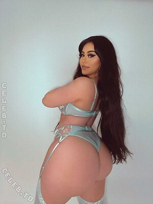champagne Nude Leaked Photo #2