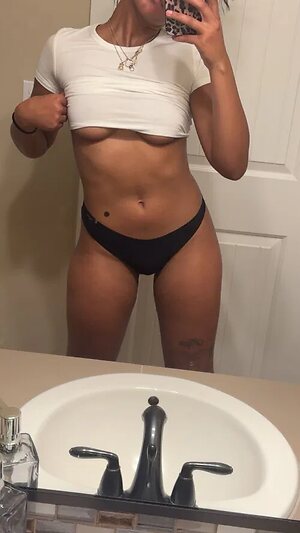 Chamya Johnson leaked photo #17