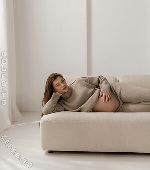 Chanel Silberberg Nude Leaked Photo #8