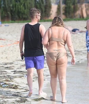 Chanelle Hayes leaked photo #9