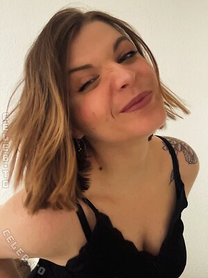 Chantallosaurus Nude Leaked Photo #6