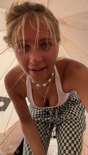 Chantall.smd leaked photo #43