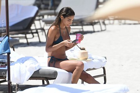 Chantel Jeffries photo
