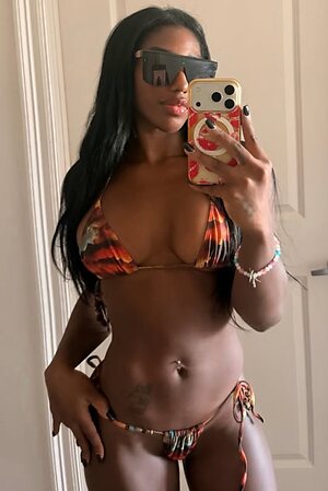 Chantel Monroe leaked photo #16