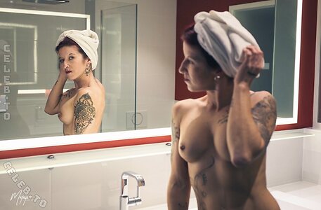 Chaos Babe Nude Leaked Photo #42