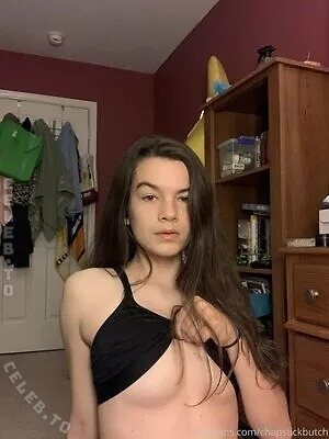 Chapstickbxtch Nude Leaked Photo #5