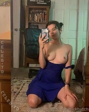Chapstickbxtch Nude Leaked Photo #33