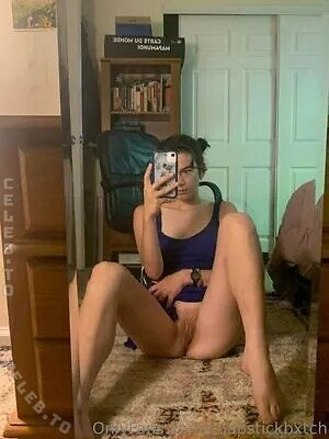 Chapstickbxtch photo