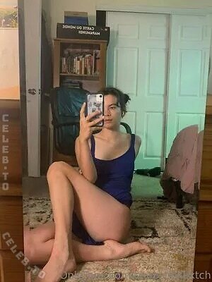 Chapstickbxtch photo