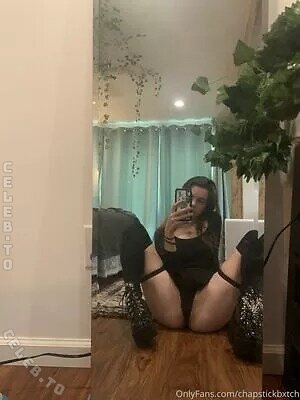 Chapstickbxtch photo