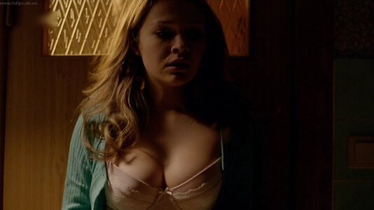 Charleen Deetz leaked photo #6