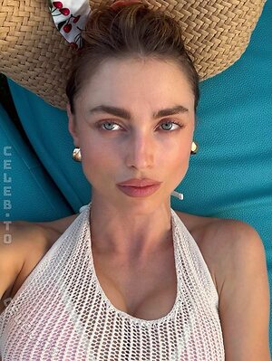 Charleen Weiss photo