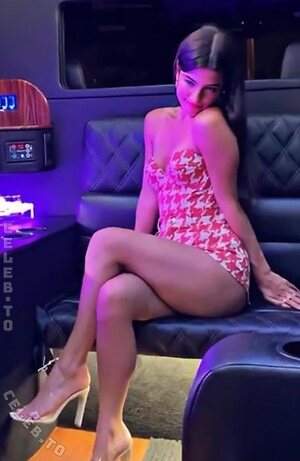 Charli D’Amelio Nude Leaked Photo #2