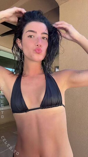 Charli D’Amelio Nude Leaked Photo #9