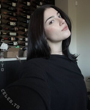 Charli D’Amelio Nude Leaked Photo #25