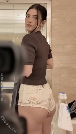 Charli D’Amelio Nude Leaked Photo #28