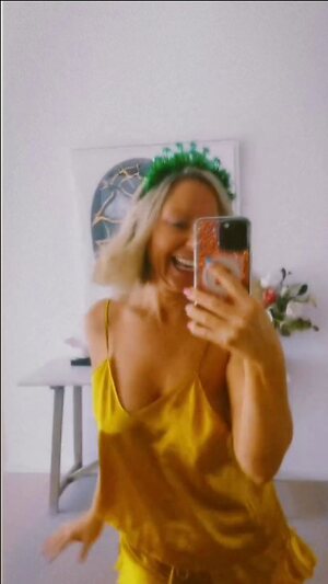Charli Robinson leaked photo #31